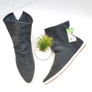 Sanuk Kat Sphynx  Charcoal Bootie